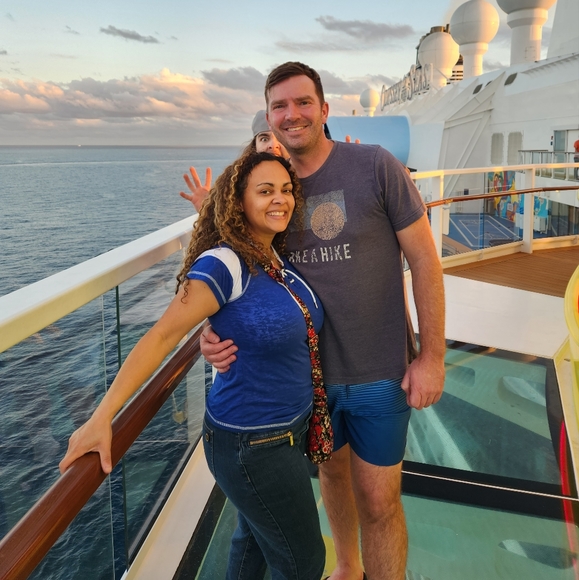 Meet your Posher, Alyssa - Picture 4 of 8